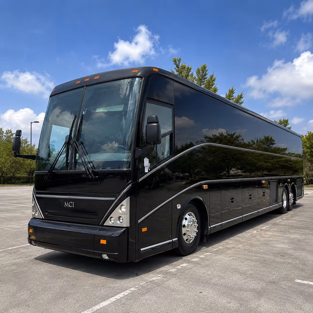 airport shuttle buses to and from mcghee tyson airport