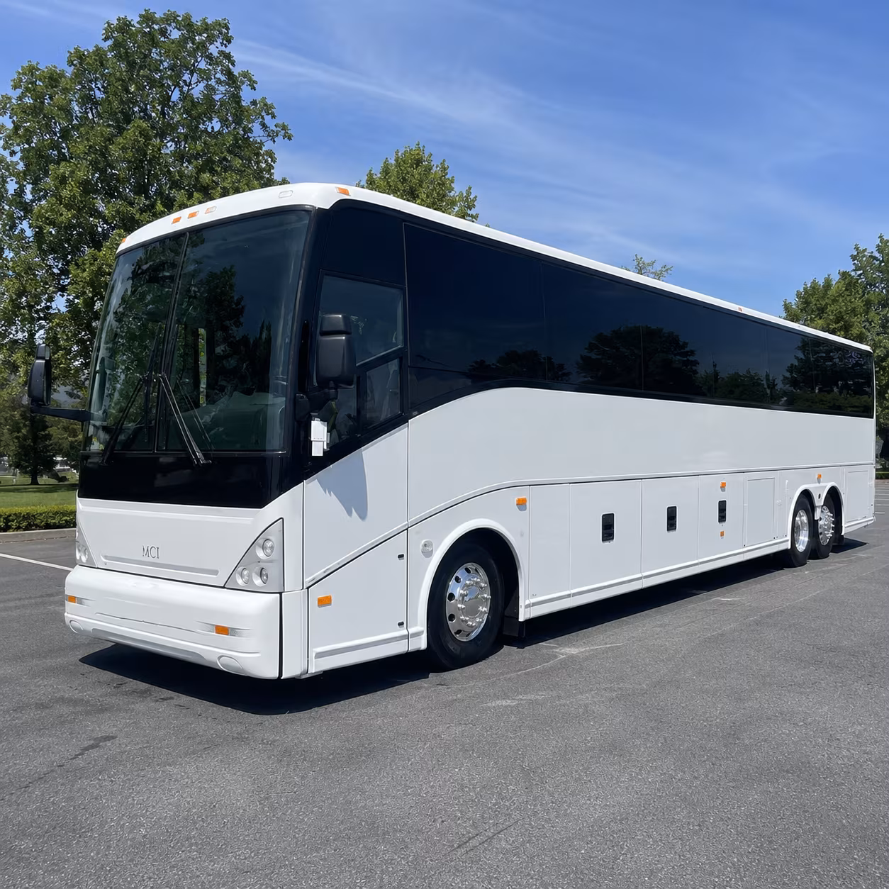 bus rental options for knoxville trips