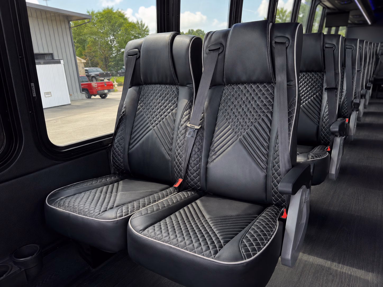 fan buses to tennessee volunteers basketball at thompson boling arena