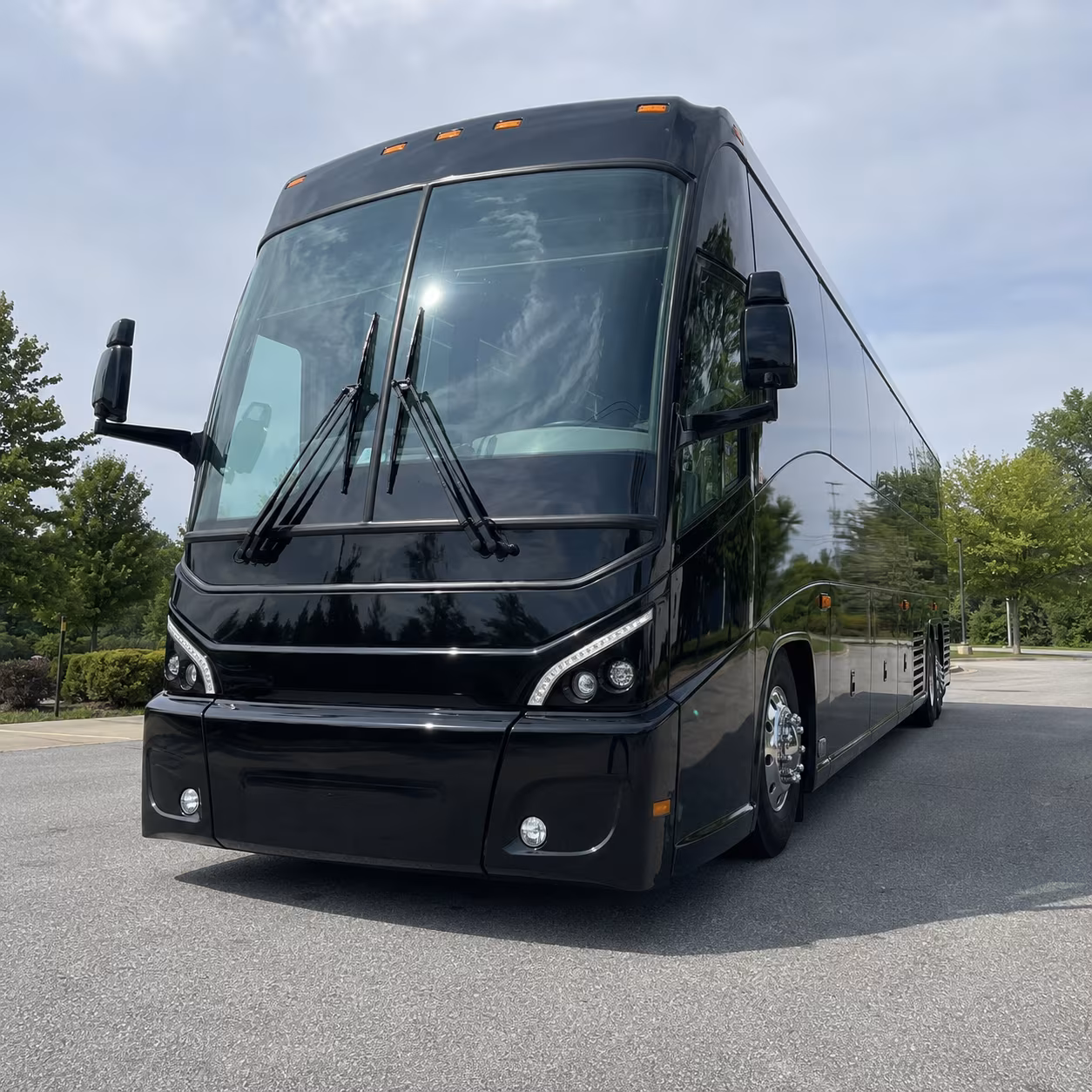 shuttle buses for oak ridge national laboratory and y 12 contractors
