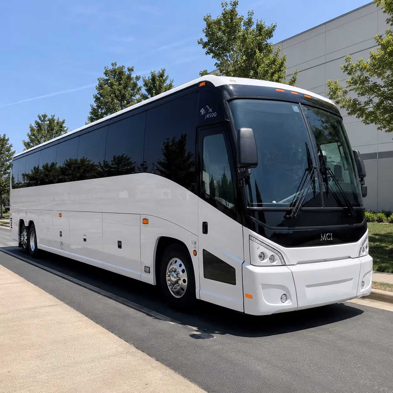 youth group and mission trip buses serving the knoxville area